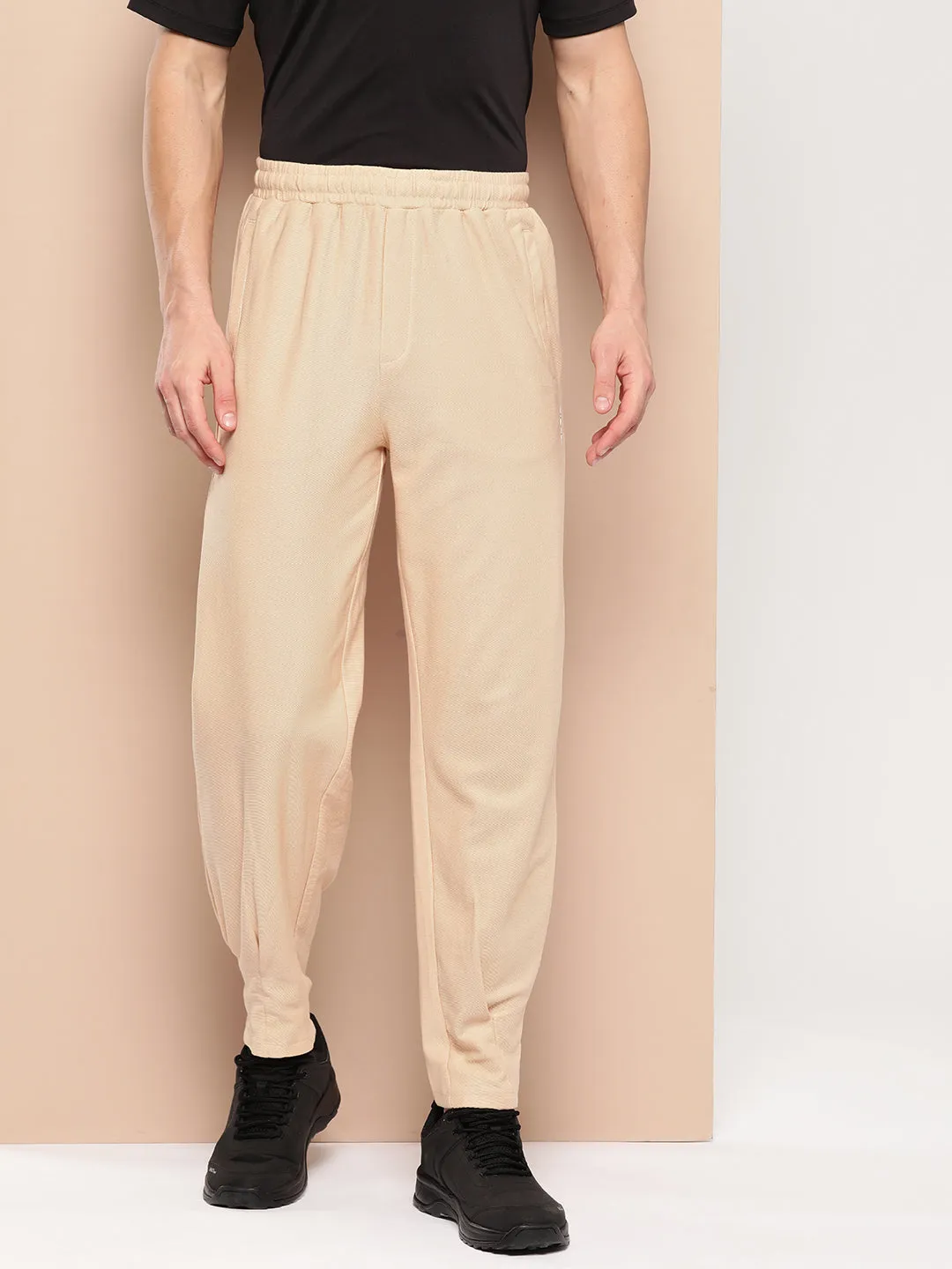 Alcis Men Men Solid Regular Fit Cotton Joggers