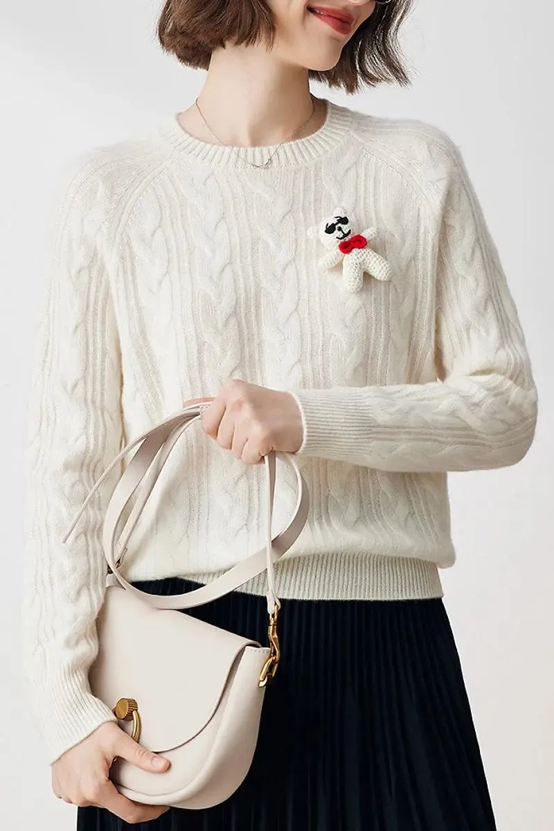 Chunky 100 Cashmere Cable Knit Crew Neck Sweater with Bear