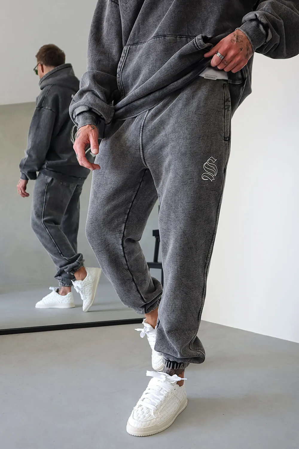 Core Logo Joggers - Acid Grey