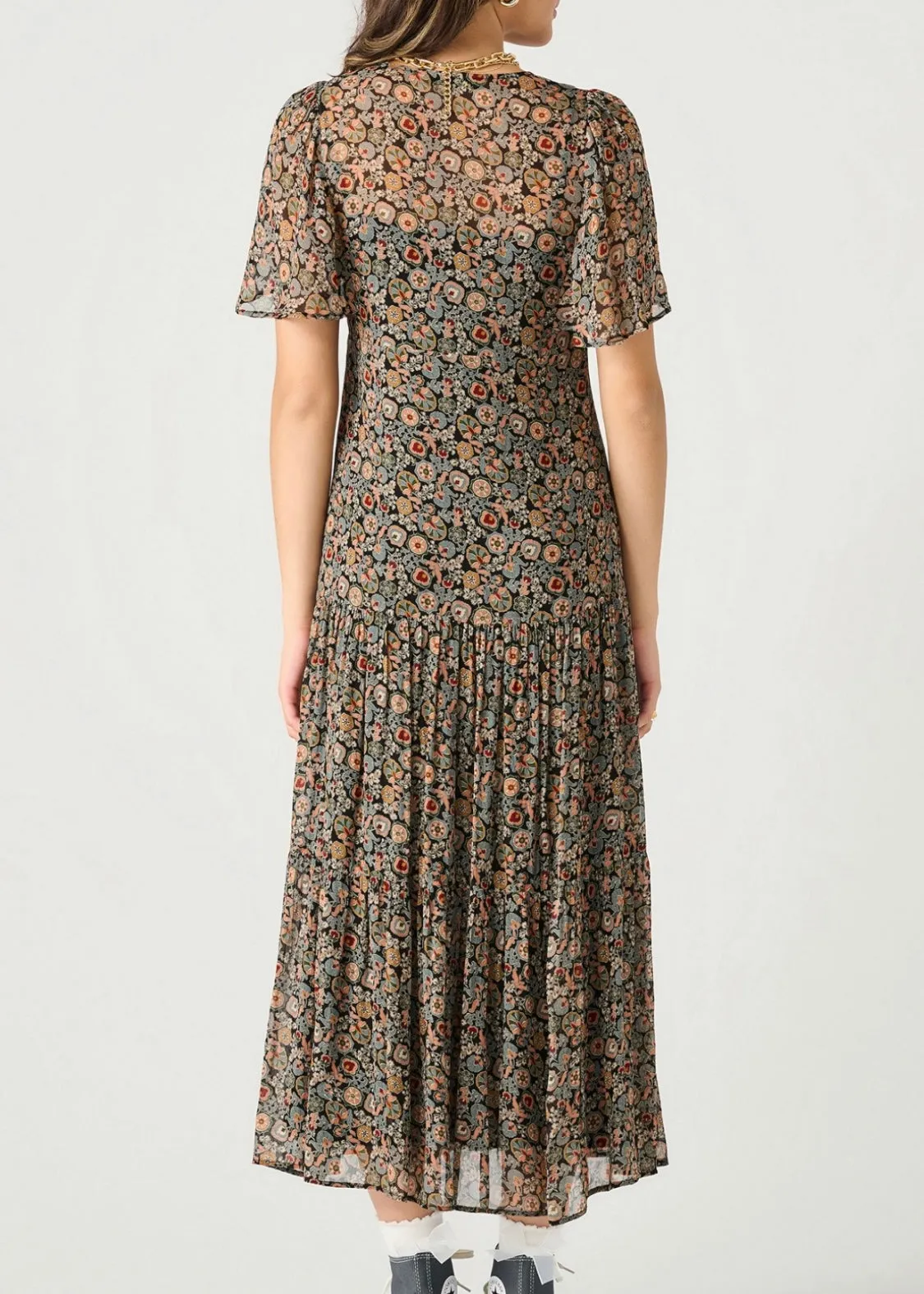 Flutter Sleeve Tiered Maxi Dress