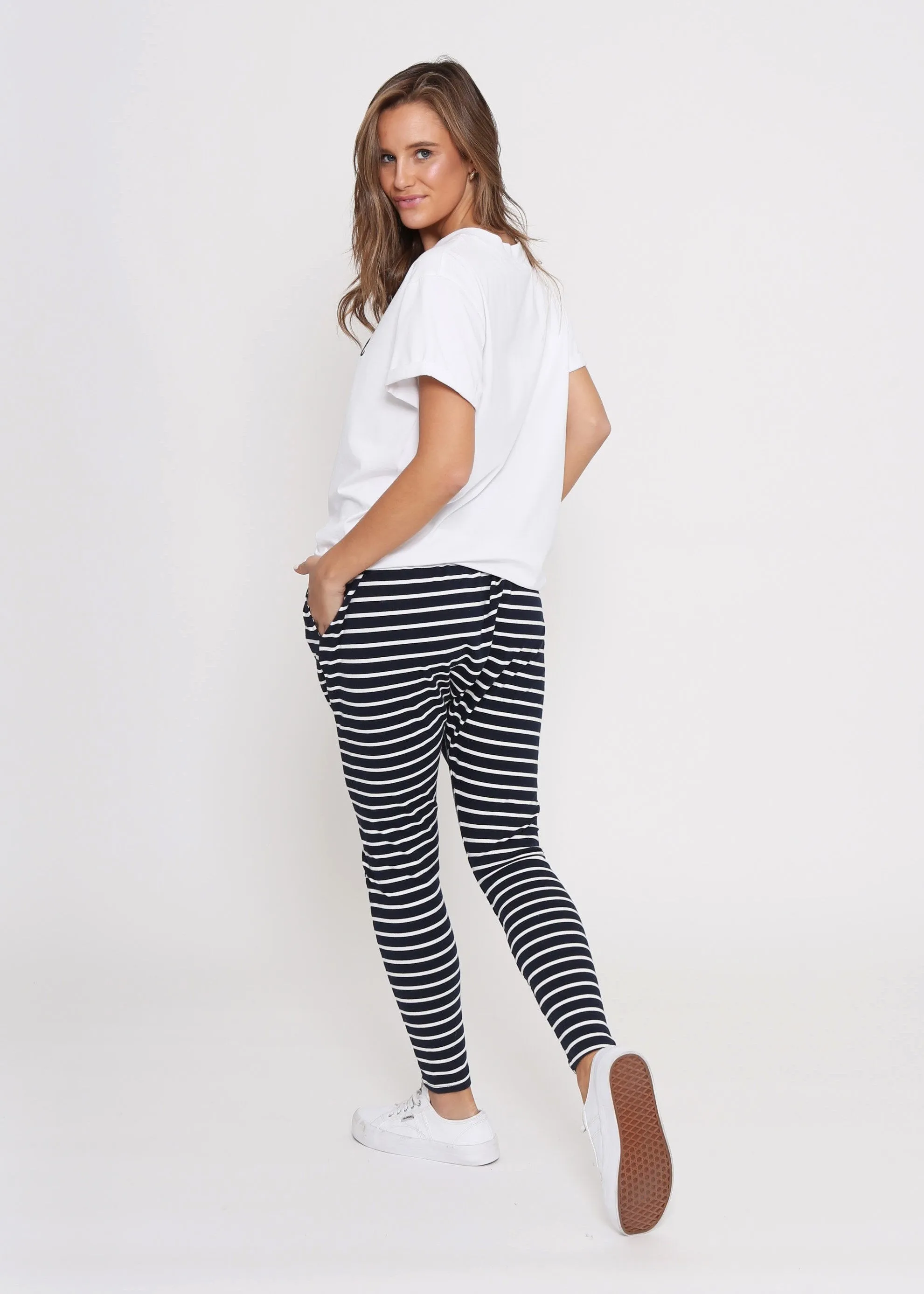 Jordan Joggers - Navy/White Stripe