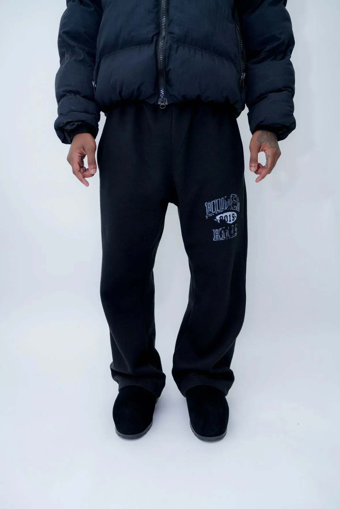 MYSTERY SWEATPANTS