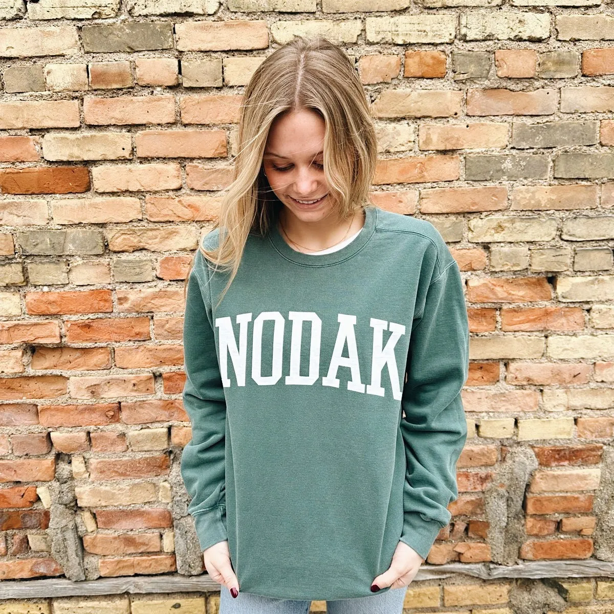 nodak vintage varsity crew
