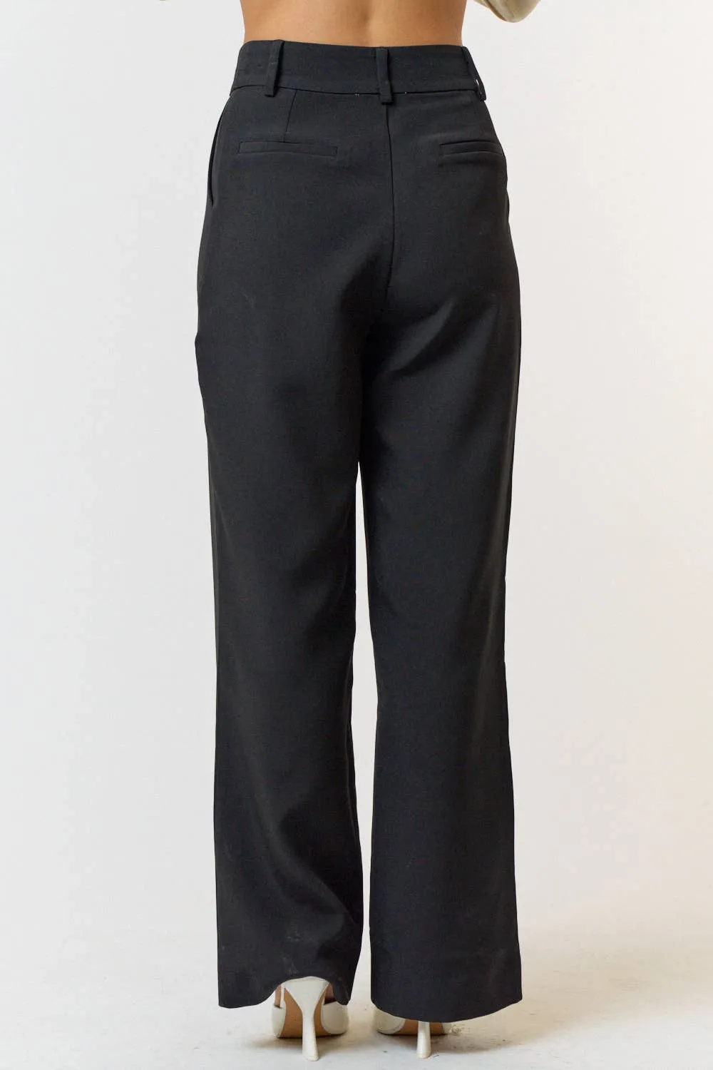 PLEATED WIDE LEG PANTS