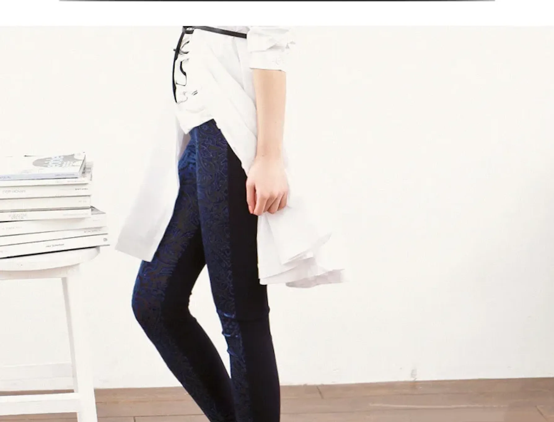 Women's Lace Leggings
