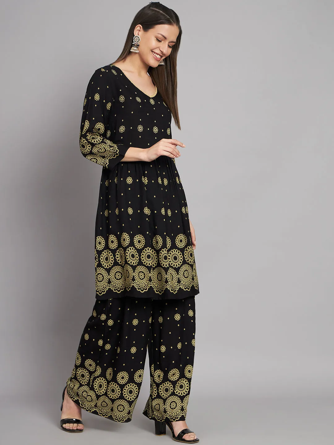 Women's Rayon Black A-Line Kurta and Palazzo