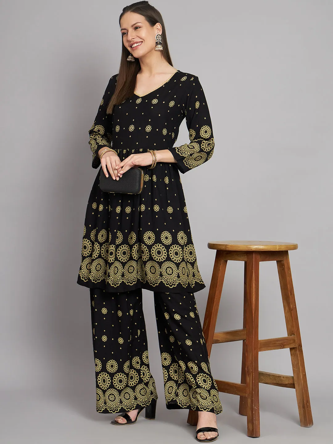 Women's Rayon Black A-Line Kurta and Palazzo